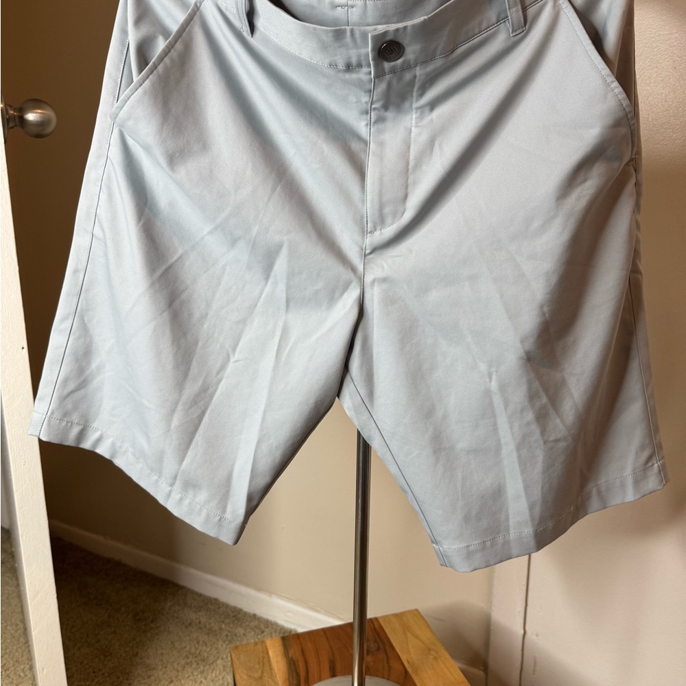 Puma Gray Flat Front Shorts Lightweight Casual